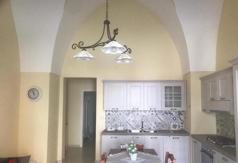 غرفة عائلية, Albergo Diffuso Cortellenica