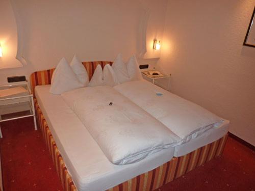 Полулюкс, Café Pension Erika