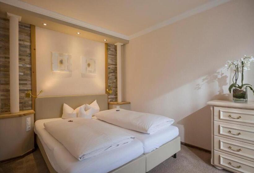 Номер Deluxe, Café Pension Erika