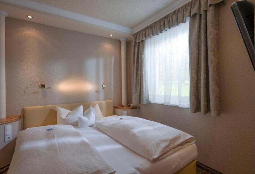 Номер Deluxe, Café Pension Erika