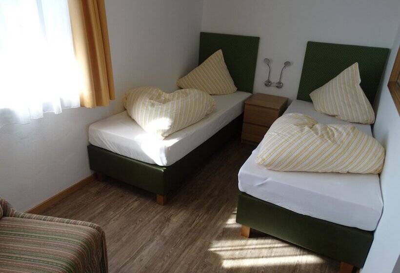 家庭间, Pension Posthansl