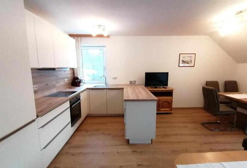 شقة غرفتين نوم مزودة بشُرفة, Ferienhof Kehlbauer