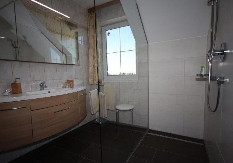 شقة غرفتين نوم مزودة بشُرفة, Ferienhof Kehlbauer