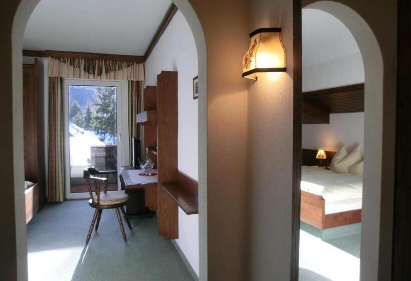 Номер Стандарт с Балконом, Garni Landhaus Bürtlmair