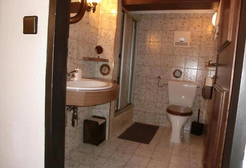 Номер Стандарт с Балконом, Garni Landhaus Bürtlmair
