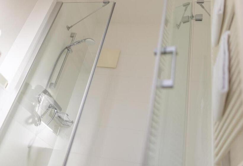 חדר סטנדרט עם מרפסת, Garni Toscanina   Adults Only