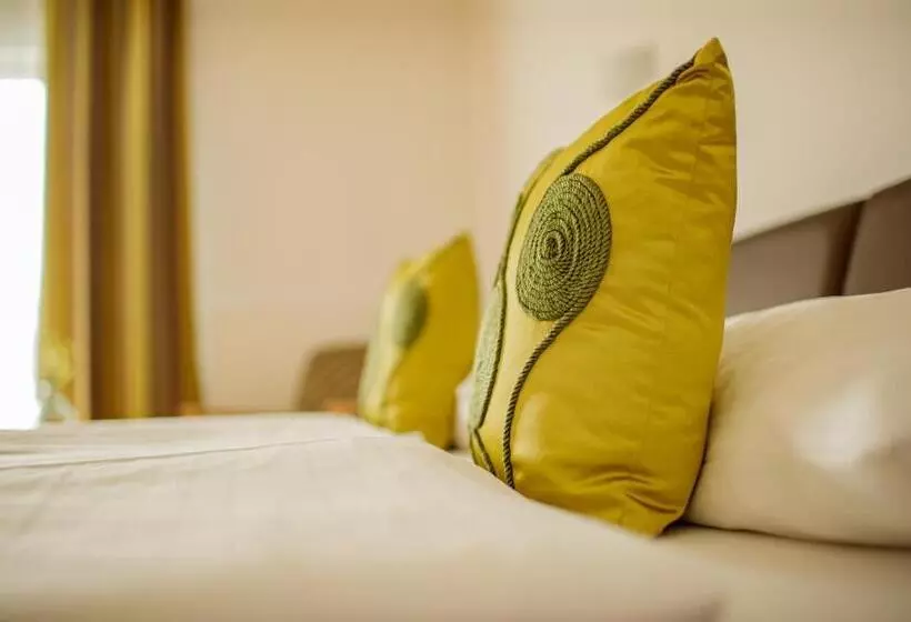 Comfort room with balcony, Garni Toscanina   Adults Only