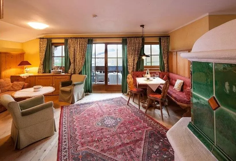 ファミリールーム, Das Traditionshotel Schwarzer Adler
