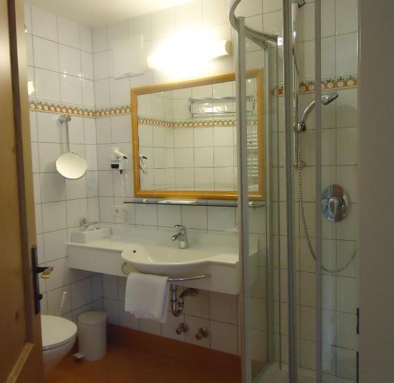 Comfort Yhden Hengen Huone, Tirolerhof 4 Sterne Superior