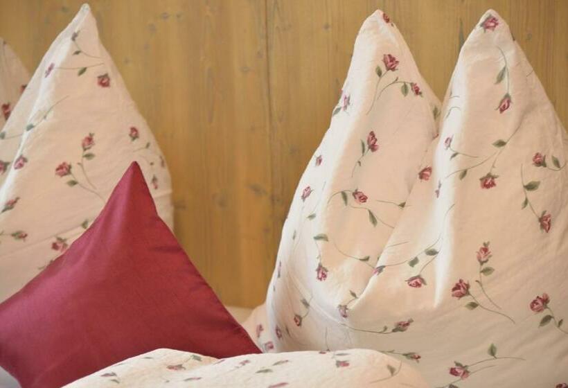 バルコニー付きスタンダードルーム, Klausnerhof