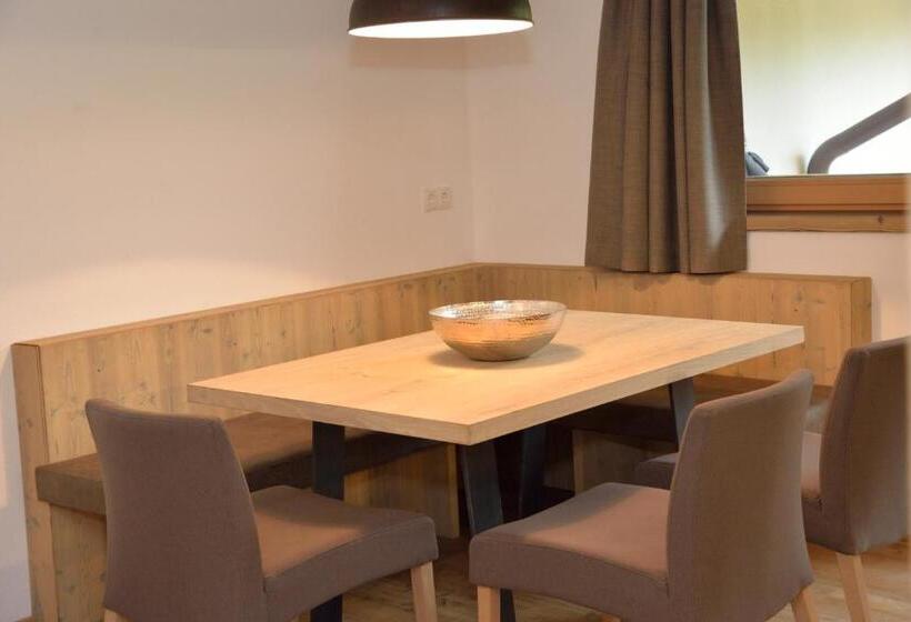 景色の見える一ベッドルームアパートメント, Klausnerhof