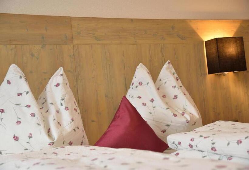 スタンダードルーム, Klausnerhof