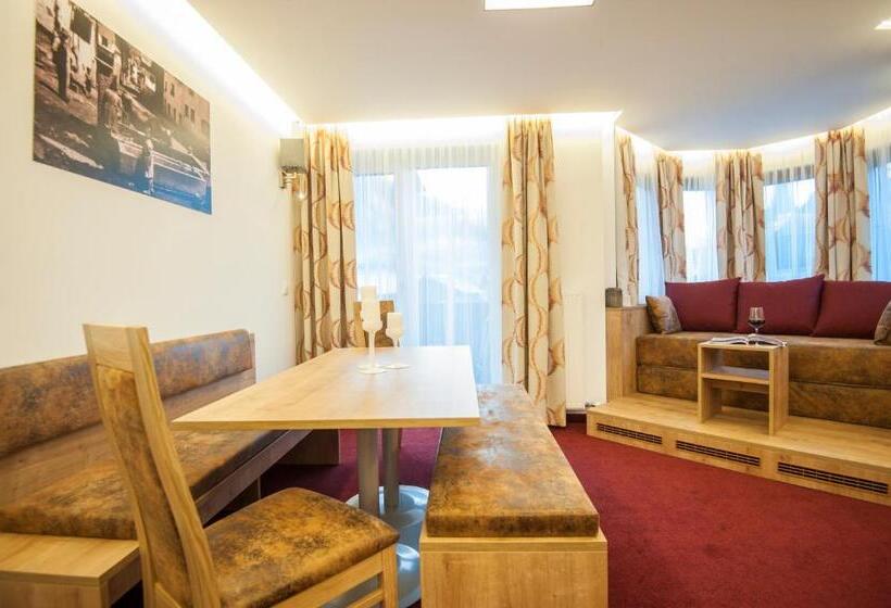 سوییت, Landhaus & Appartementhaus Haussteiner