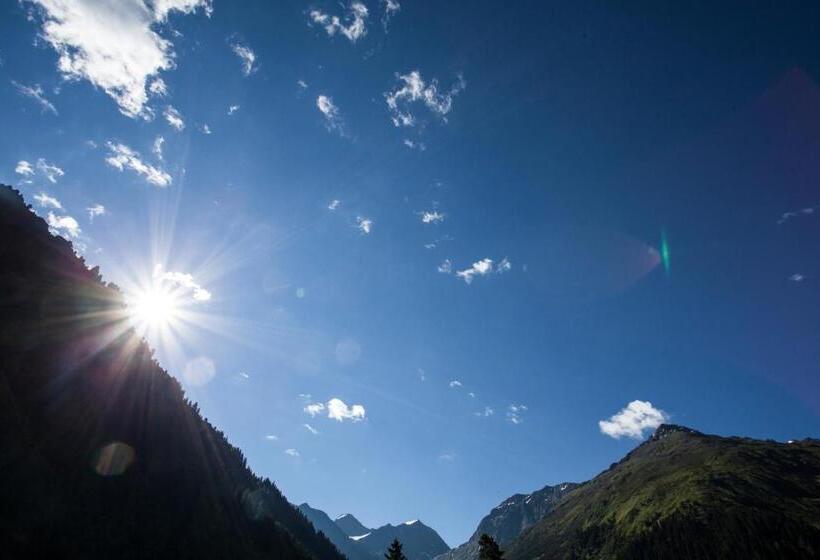 اتاق استاندارد یک نفره, Natur Residenz Anger Alm   Adults Only