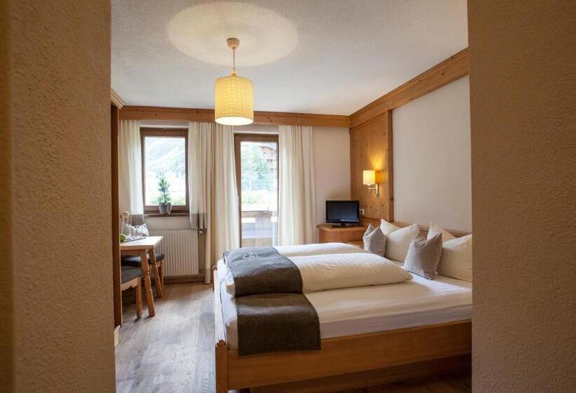 اتاق استاندارد با بالکن, Natur Residenz Anger Alm   Adults Only