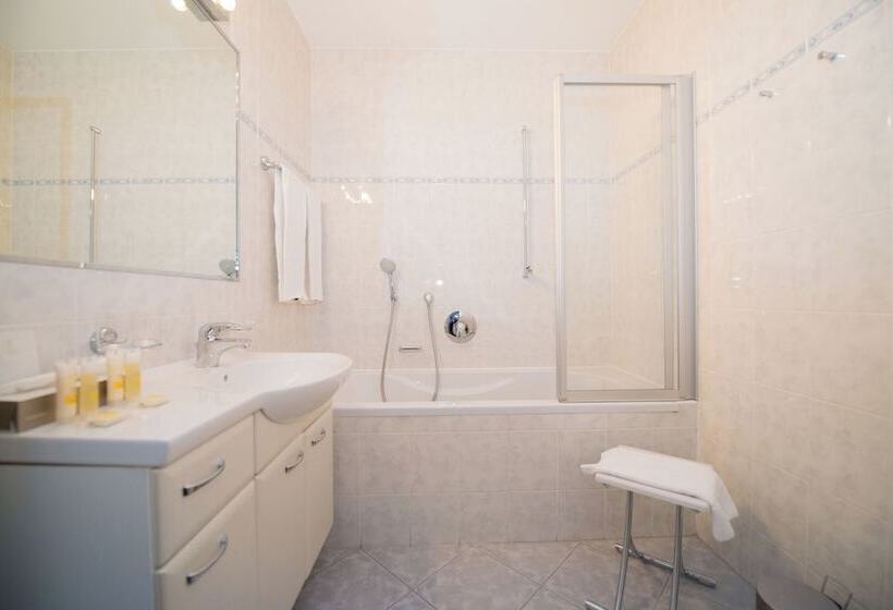 Номер Стандарт, Parkhotel Styria