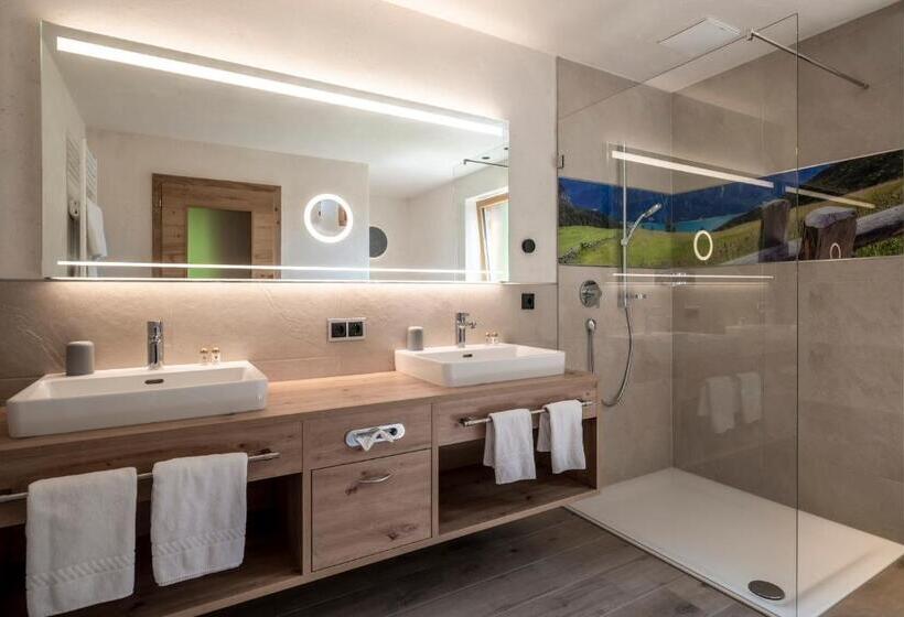 Полулюкс Вид на Горы, Seehotel St Hubertus
