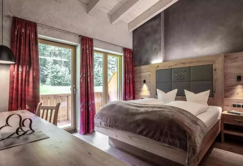 山の見えるジュニアスイート, Seehotel St Hubertus