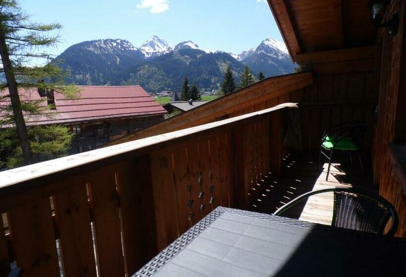 Люкс 2 Спальни, Selbstversorger Unterkunft Zoller Sommerbergbahn Inklusive