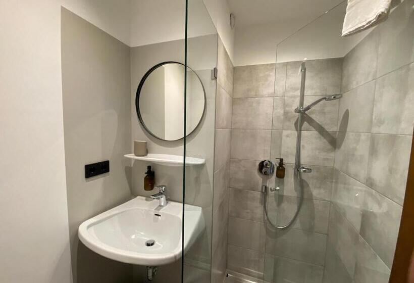 스탠다드 발코니 룸, Waldruh