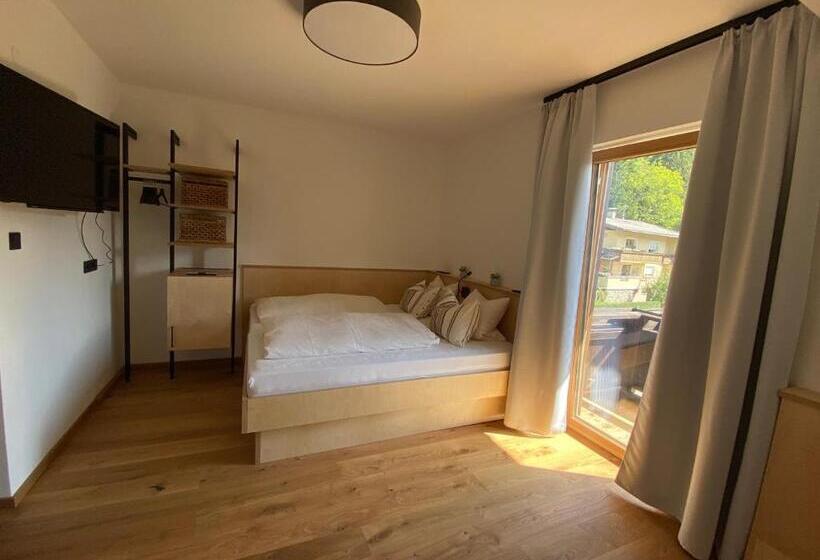 패밀리 룸, Waldruh