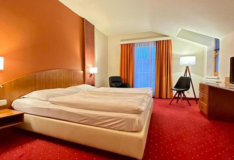 غرفة قياسية مزوَّدة بشُرفة, Vitalhotel Krainz