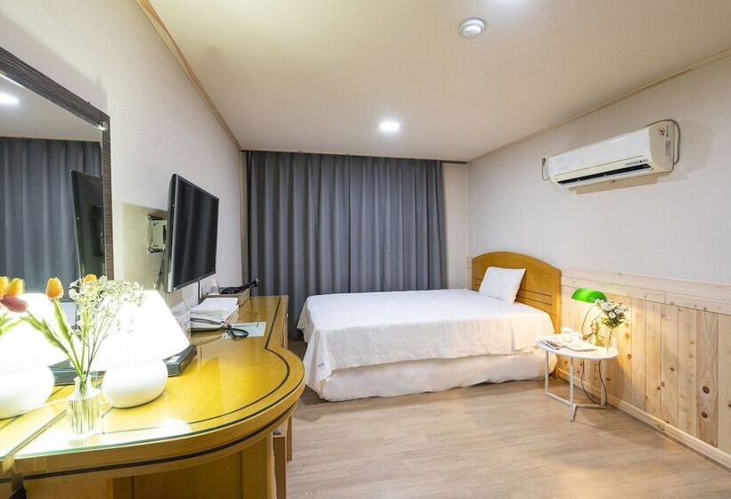 标准单人间, New Jeju