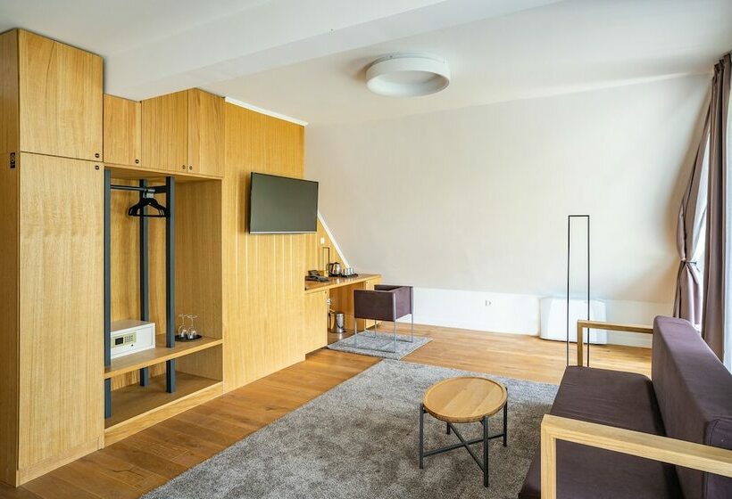 דירת חדר, Palcich Plitvice