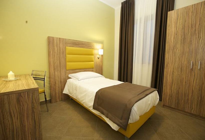 Номер Стандарт Индивидуальный, Giga