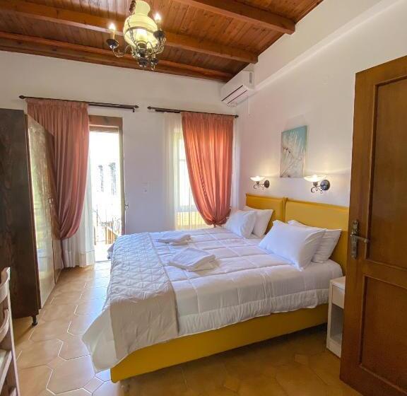 Номер Стандарт с Балконом, Casa Dasyra