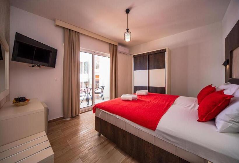 اتاق لوکس با بالکن, David Lux Beach Rooms