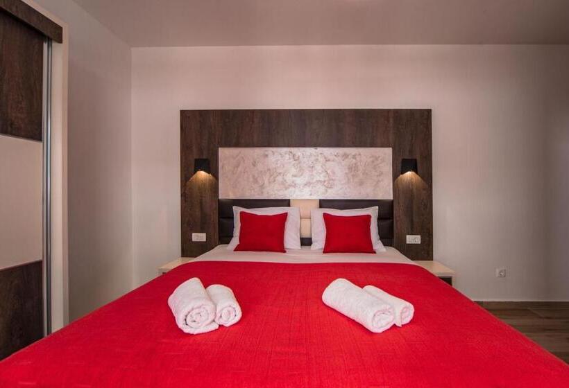 اتاق لوکس با چشم‌انداز دریا, David Lux Beach Rooms