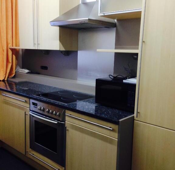 חדר סטנדרט לשלושה עם מרפסת, Haus Hubertus Wintersaison Und Sommersaison