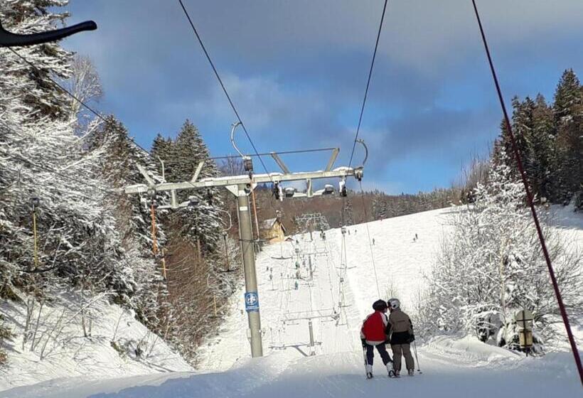 דירת שלושה חדרים, Ferienwohnungen Veit