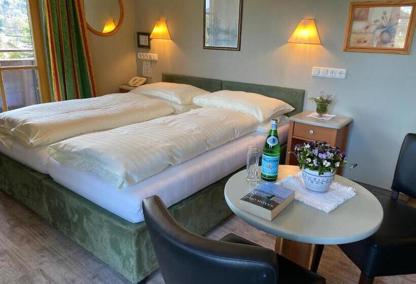 اتاق استاندارد با بالکن, Edelweiss Kitzbühel