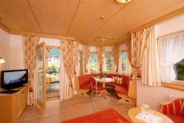 سوییت, Garni Glockenstuhl