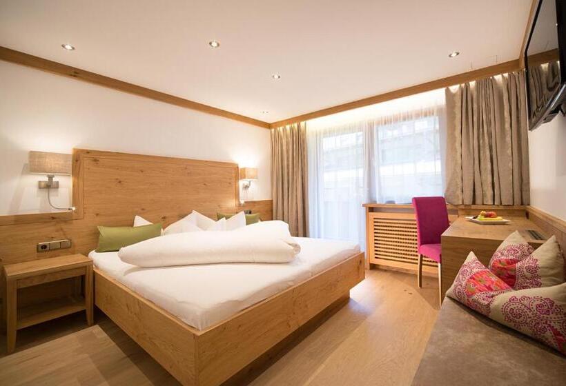 اتاق کلاسیک, Garni Glockenstuhl