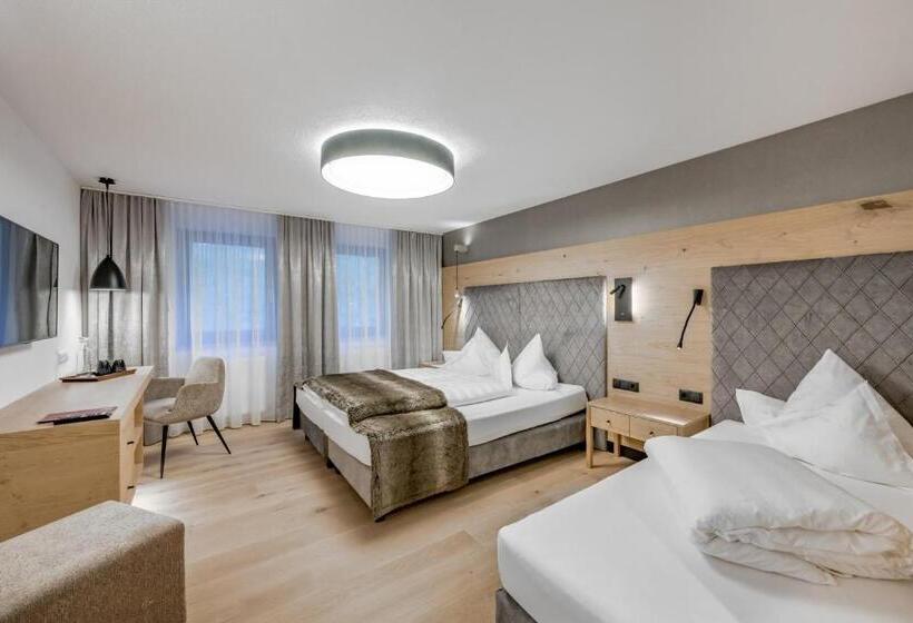 Номер Стандарт Трехместный, Grauer Bär