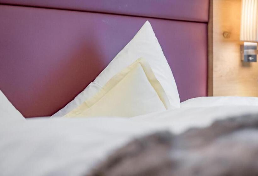 Номер Стандарт Индивидуальный, Grauer Bär