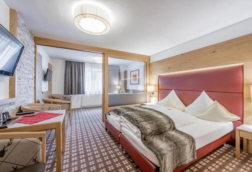 Семейное Студио, Grauer Bär