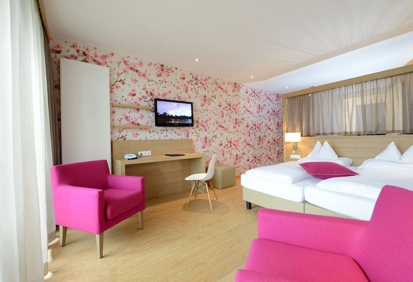 غرفة قياسية, Moserhof