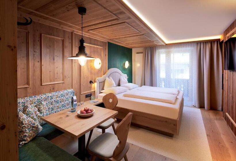 침실 2개 스위트, Neue Post