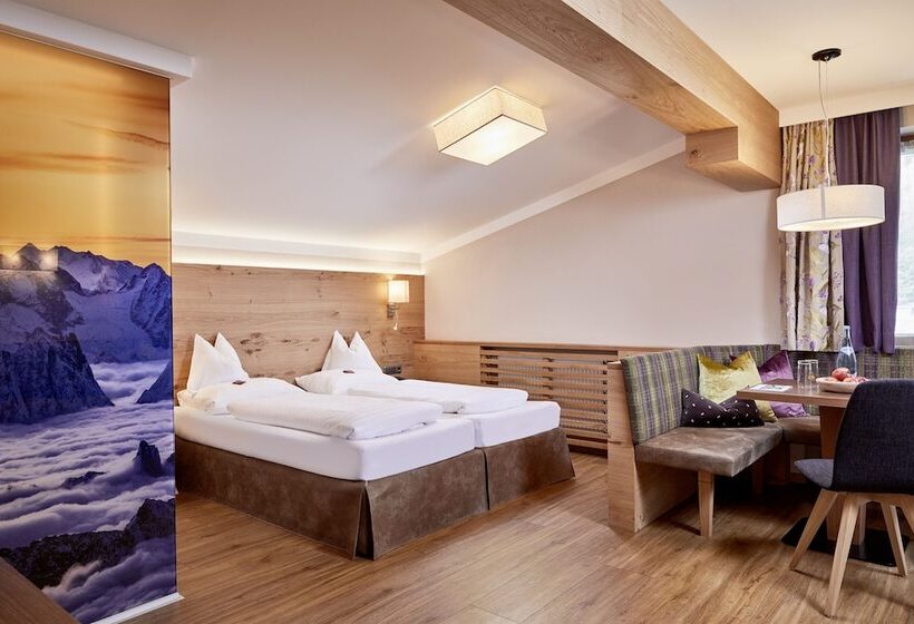 주니어 스위트, Neue Post