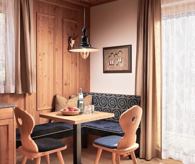 주니어 스위트, Neue Post