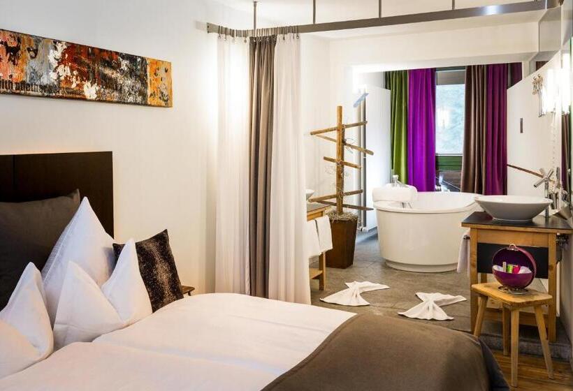 2ベッドスイートルーム, Raffl's St. Antoner Hof