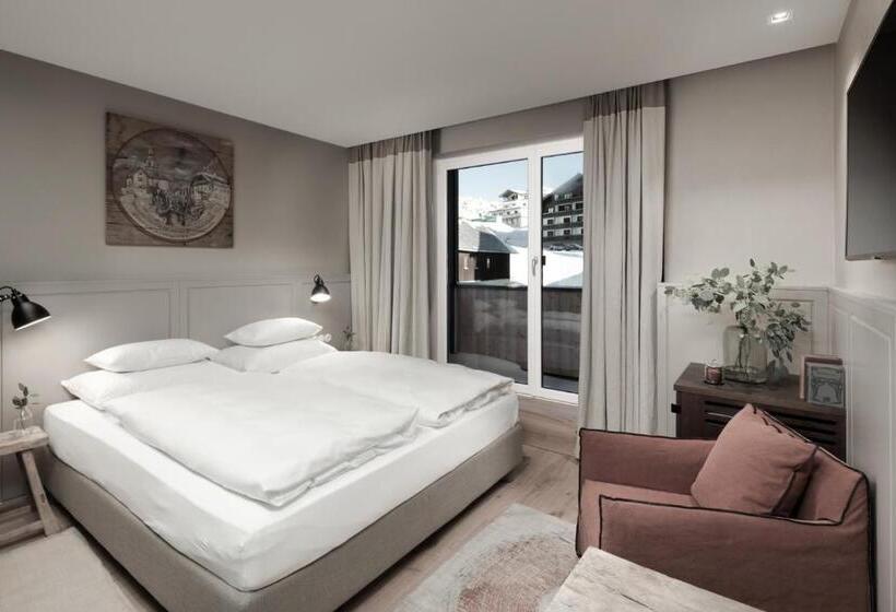 غرفة إقتصادية, Rigele Royal Superior