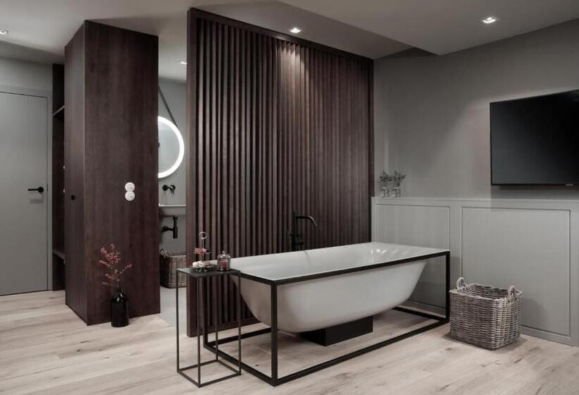 غرفة ديلوكس, Rigele Royal Superior