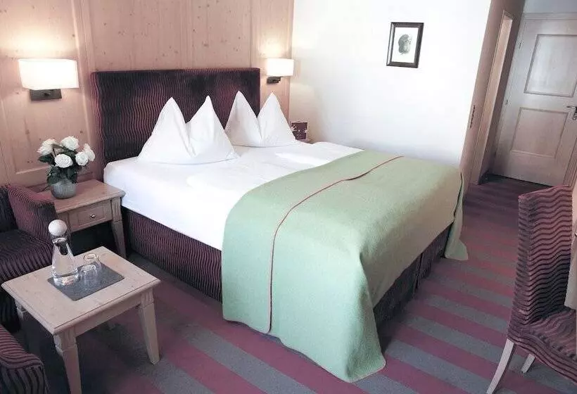 Economy-huone, Rigele Royal Superior