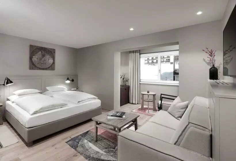 Classic-huone, Rigele Royal Superior