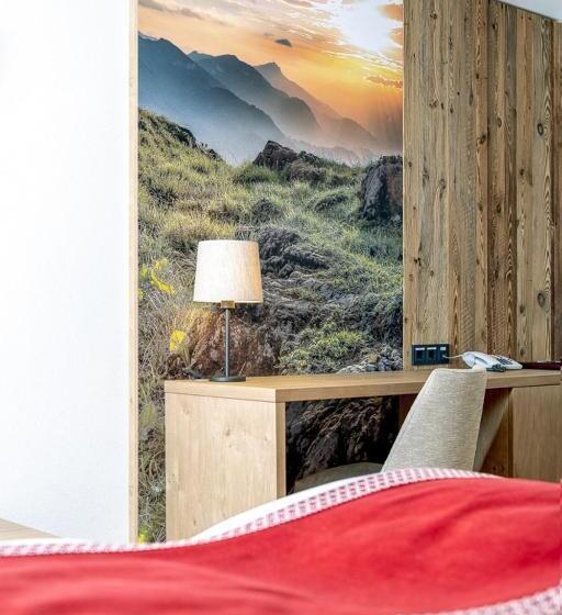 סוויטת ג'וניור, Schörhof